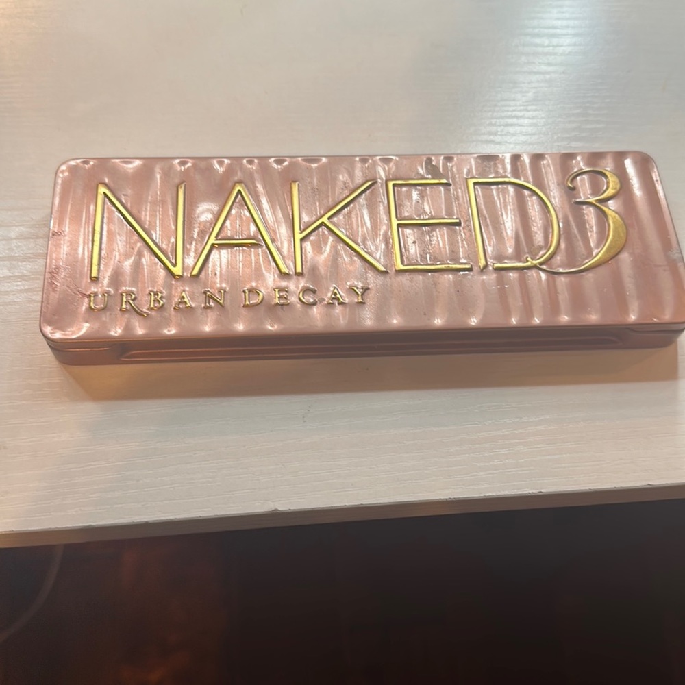 Urban Decay Naked 3 Pallet